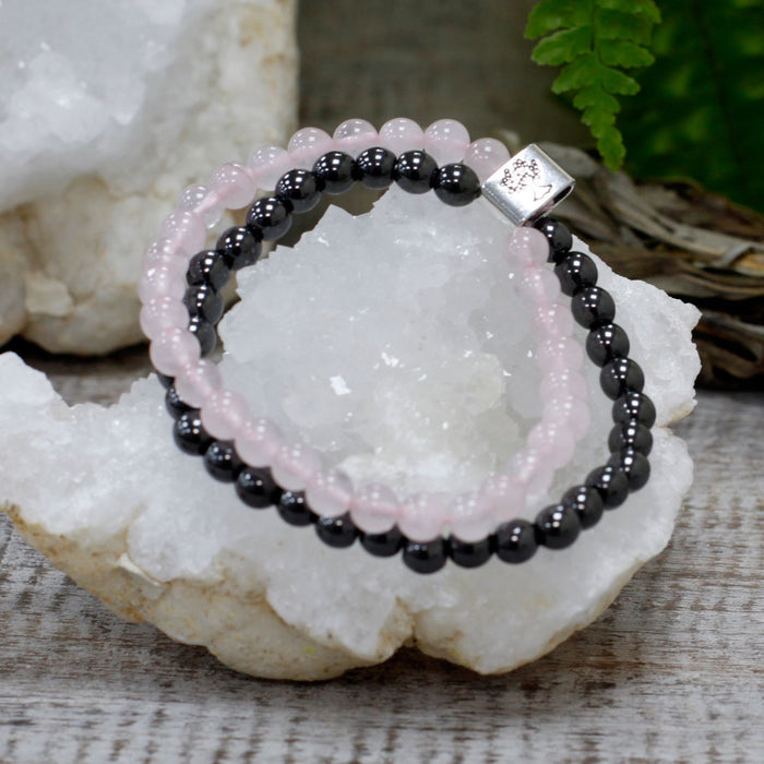 Magnetic Gemstone Bracelet - Rose Quartz ๐ฌ๐ง