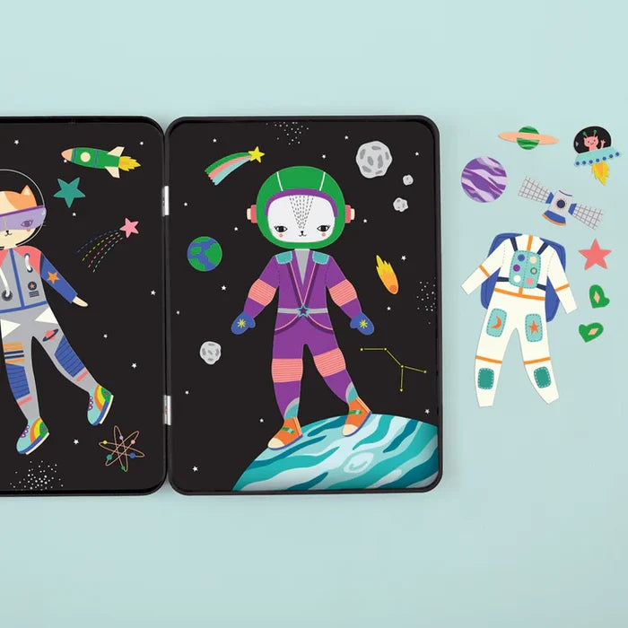 Mudpuppy Magnetic Dress-Up Tin: Space Cat
