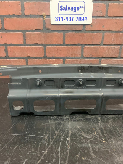 06-10 Saturn Sky Rear Bumper Center Reinforcement Filler Bracket Attachment OEM