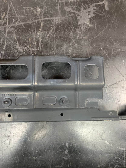 06-10 Saturn Sky Rear Bumper Center Reinforcement Filler Bracket Attachment OEM