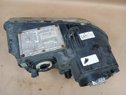 2005-2010 Chrysler 300 SRT8 Driver LH Side Headlight Lamp Assembly