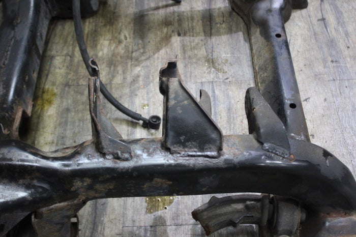 2005-2010 Jeep Grand Cherokee SRT8 Front Crossmember Subframe 4wd OEM 100k 4x4