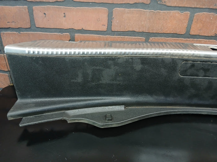 2011-2018 Audi A8 Rear Tailgate Trunk Trim Sill Scuff Molding 4h0863471