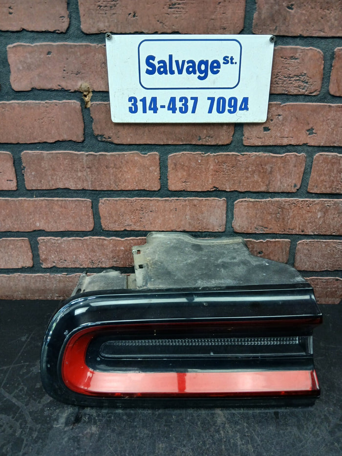 2015-2023 Dodge Challenger Rear Driver LH Side Tail Light Assembly 68174069ae