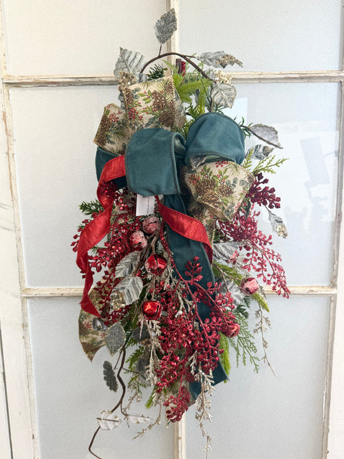 25" Christmas Glimmer Vertical Swag