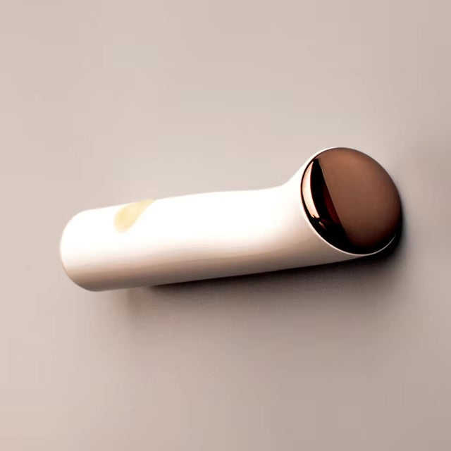 Mini facial roller cooling pen for eyes and forehead