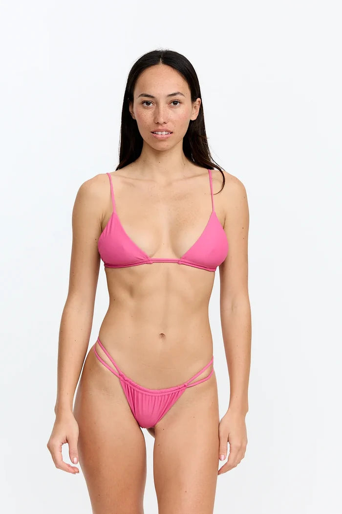 BENOA Siena Top (Velzy, Cowrie, Guava)