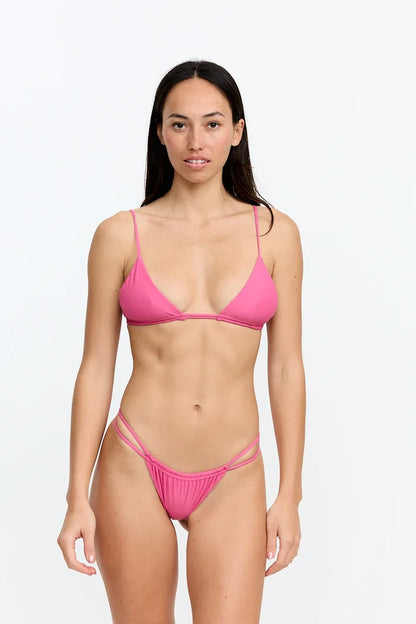 BENOA Siena Top (Velzy, Cowrie, Guava)