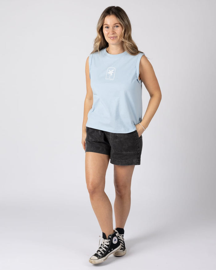 Breeze Vest Womens in Light Blue