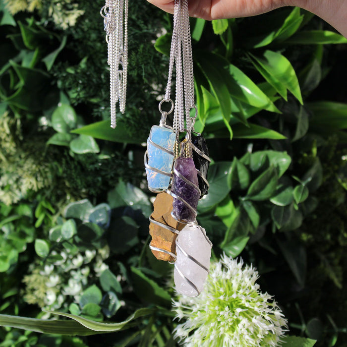 Cascade Wrapped Gemstone Necklace - Rough Amethyst 🇬🇧