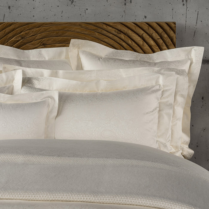 Celso de Lemos Joanne Bed Linens