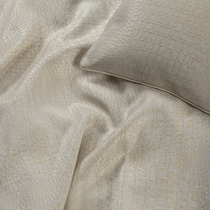 Celso de Lemos Luxe Bed Coverings