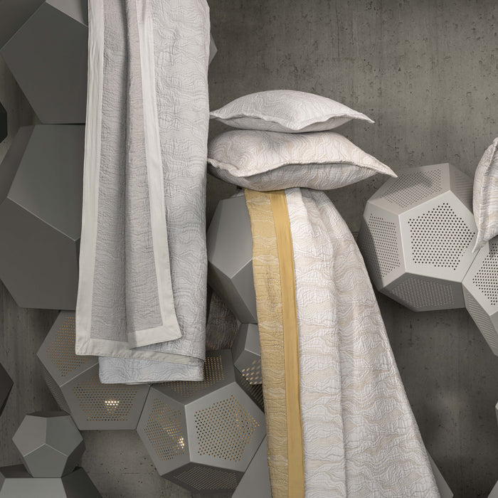 Celso de Lemos Perle Bed Coverings