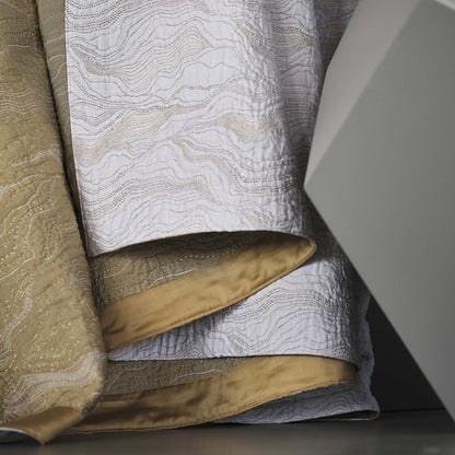 Celso de Lemos Perle Bed Coverings
