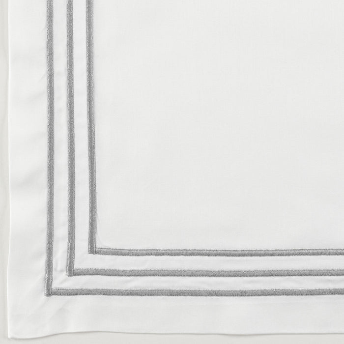 Boudoir Sham 12″ x 16″ / 109 Silver