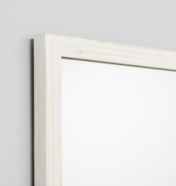 Cove White, detail