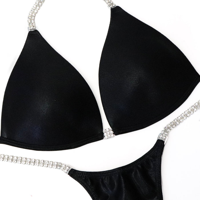 QS ST: The Simple Suit. Wet Black. Medium Molded/Pro.