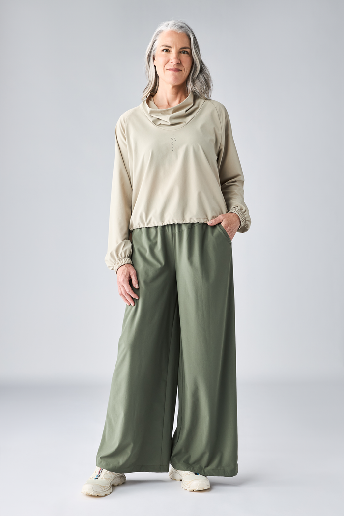 Epesi Long II Light Woven Wide Leg Pant