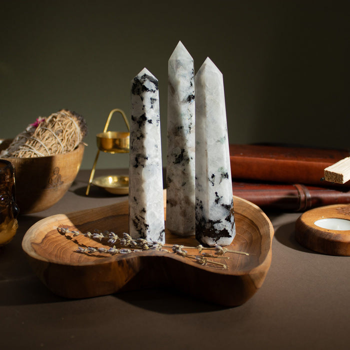Gemstone Six Face Obelisk Point approx 17cm - Rainbow Moonstone 🇬🇧