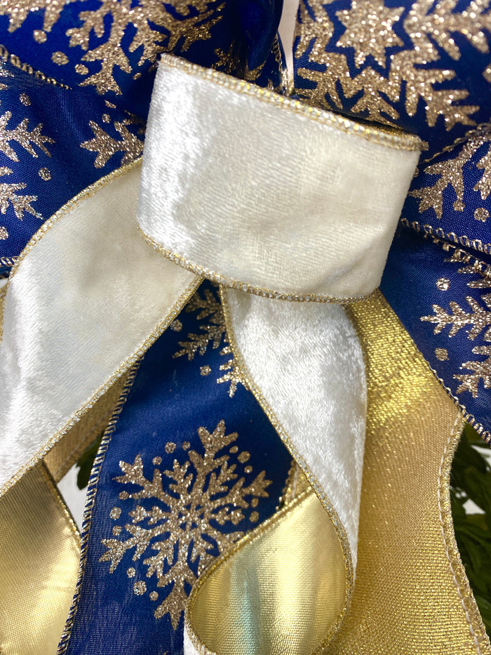 Gilded Snowflake Bow