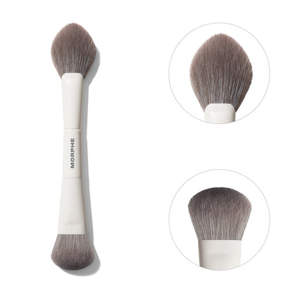 M200 DUAL-ENDED BLUSH BRUSH close up