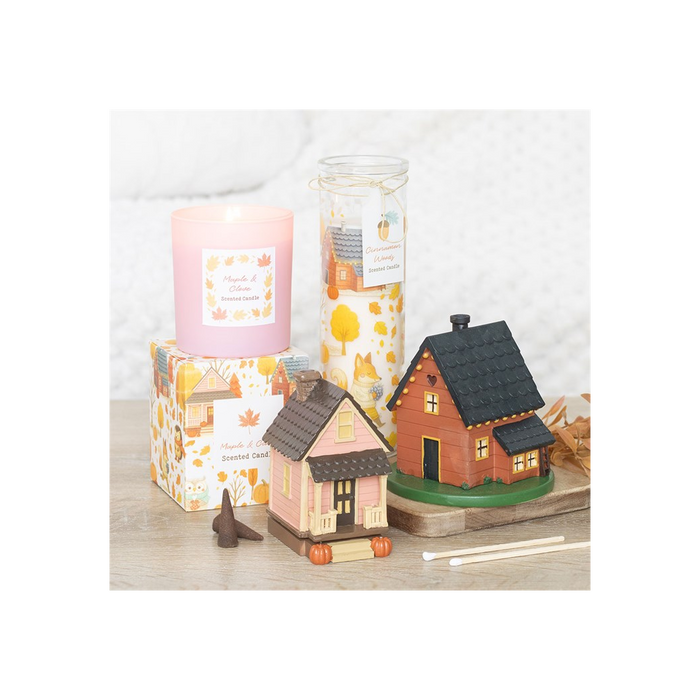 Maple & Clove Scented Candle 🇬🇧