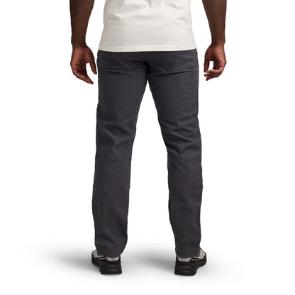Carbon ~ Model is 6' 0" | Waist 32" | Size Medium/32