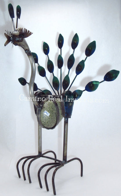 Metal/Rock wind Rocking Peacock Yard Ornament Caminorealimports.com