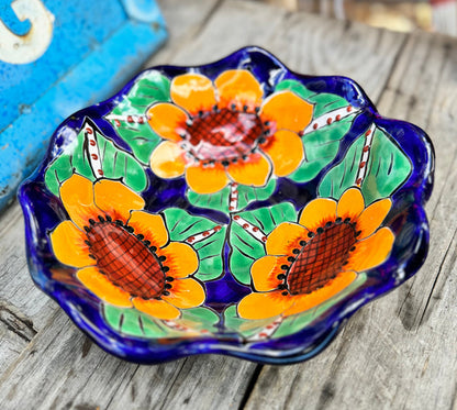 Mexican Talavera Pottery Bowl Plate 9" TPB9004 sunflower
