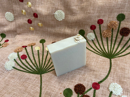 Oatmeal Soothe 100% natural soap bar, fragrance-free