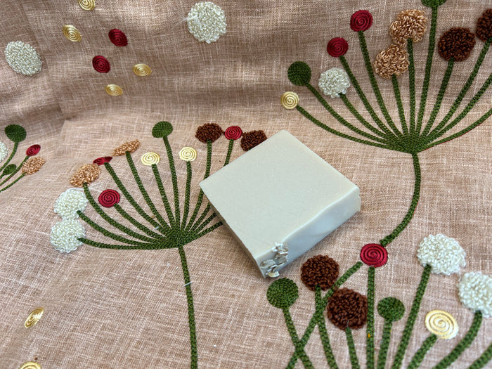 Oatmeal Soothe 100% natural soap bar, fragrance-free