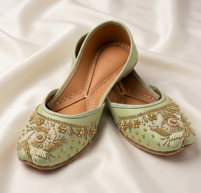 Premium Hand-Crafted Festive Khussa for Women Luxury Traditional Footwear