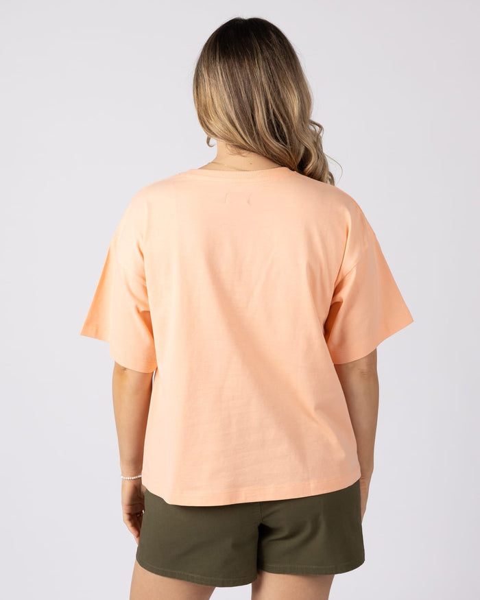 Run Free Womens Short Sleeve T-Shirt in Light Pink