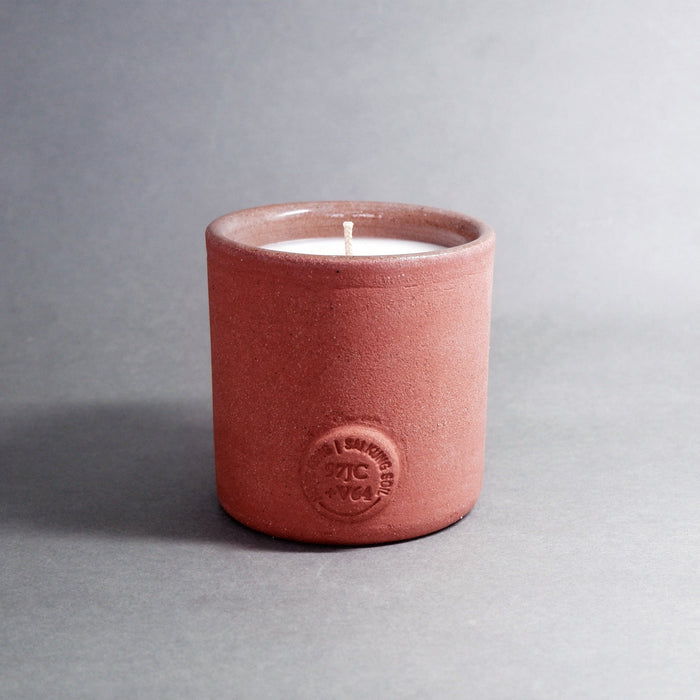 Sai Kung Soil Scented Candle, 280g - Verde