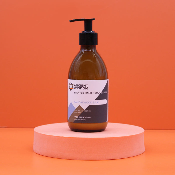 Sandalwood Silk Lotion 300ml 🇬🇧