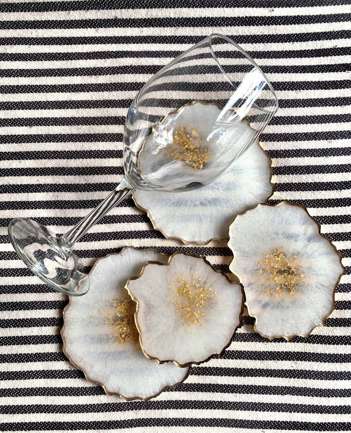 Gold / White / 39.00