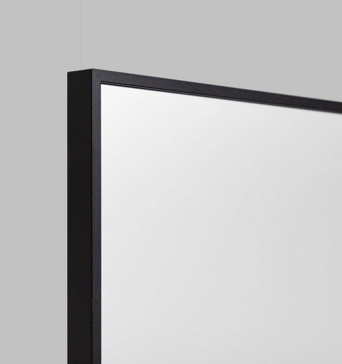 Simplicity Standing Black
