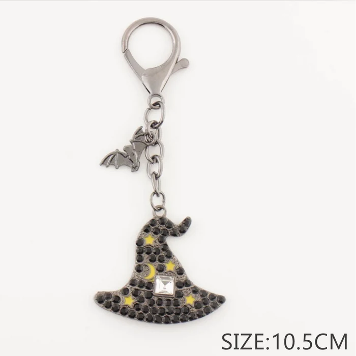 Sparkling Halloween Witch Hat Keychain with Bat Charm & Rhinestones (10.5 cm) – Bulk 12-Piece Set (QE3060)