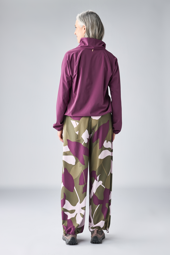 Valna LW Pullover Top