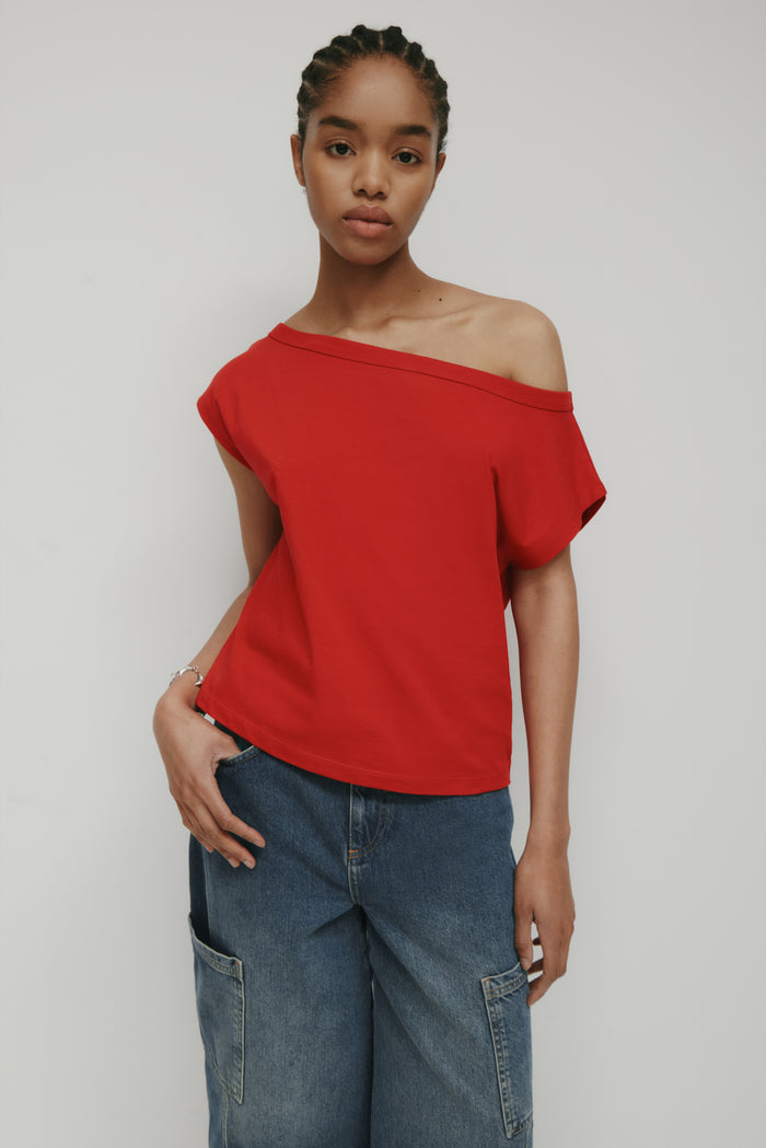 Model is 5’8” and is wearing a size S.