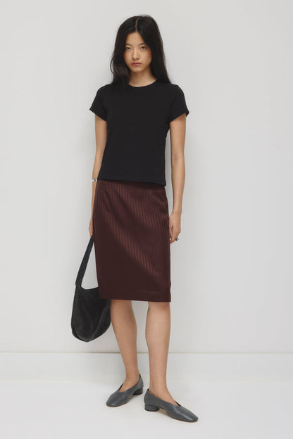 Model is 5’9” and is wearing a size XS.