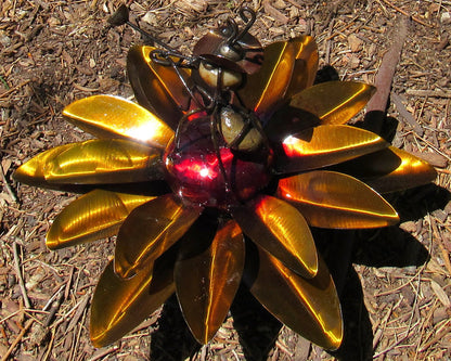 Yard Art Metal Flower on Spring with Music Ant 15"  MFSMA001